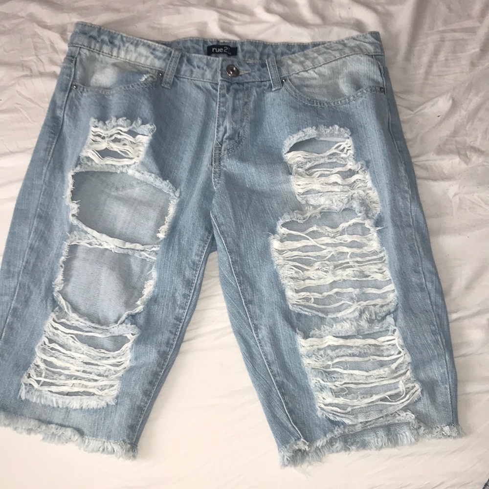 NEVER WORN long jean shorts.